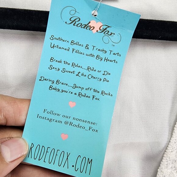 Rodeo Fox Top Womens One Size Plus White Blouse *NWT* - Picture 4 of 9